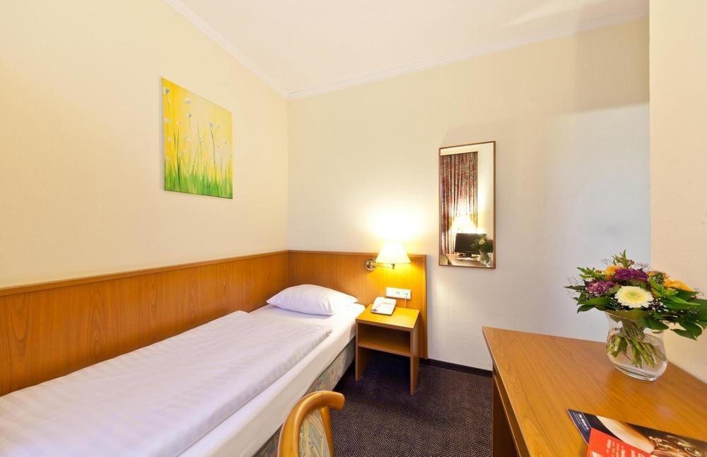 Signature Hansahof Hotel 3*