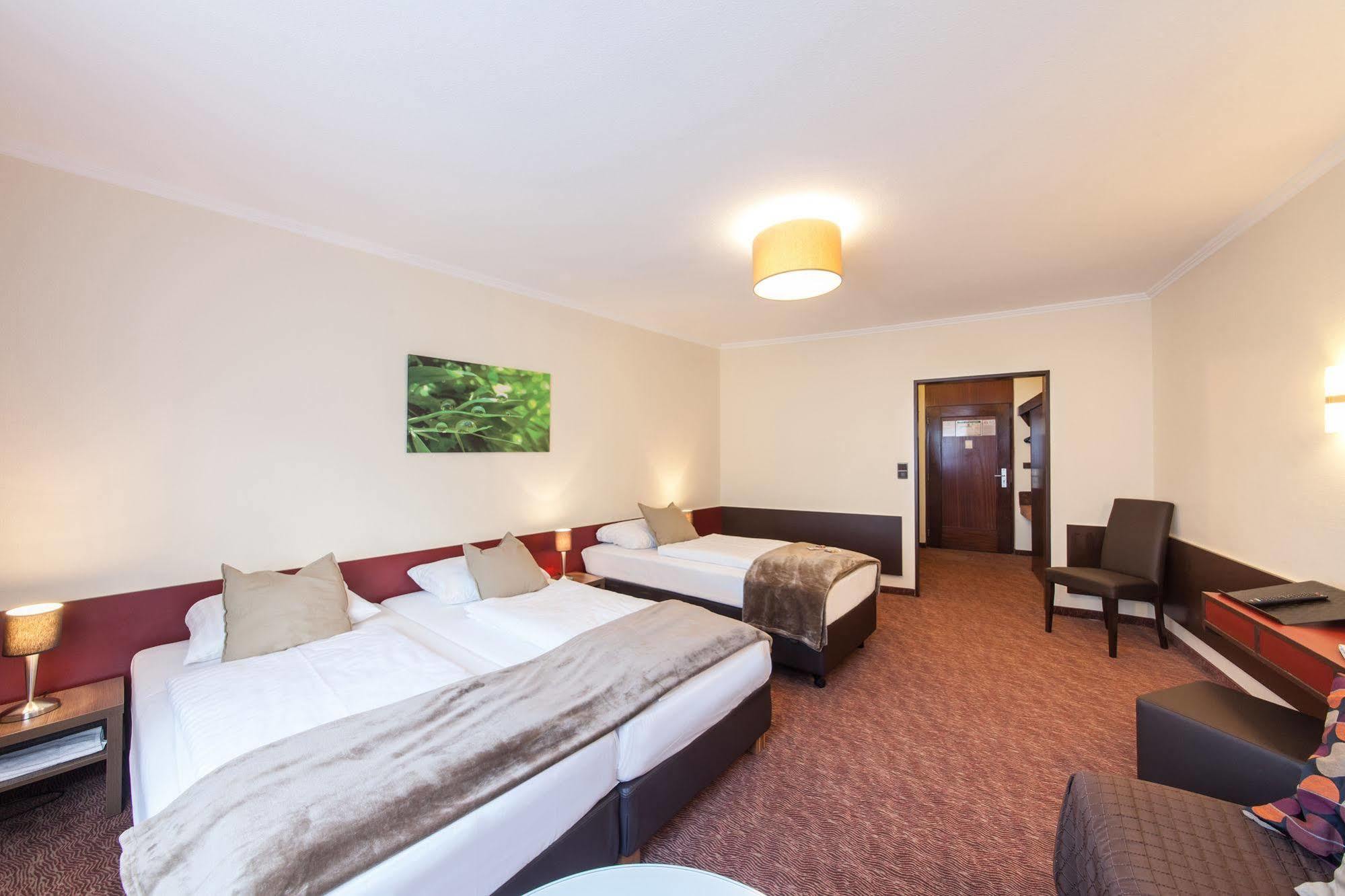 Hotel Signature Hansahof 3*