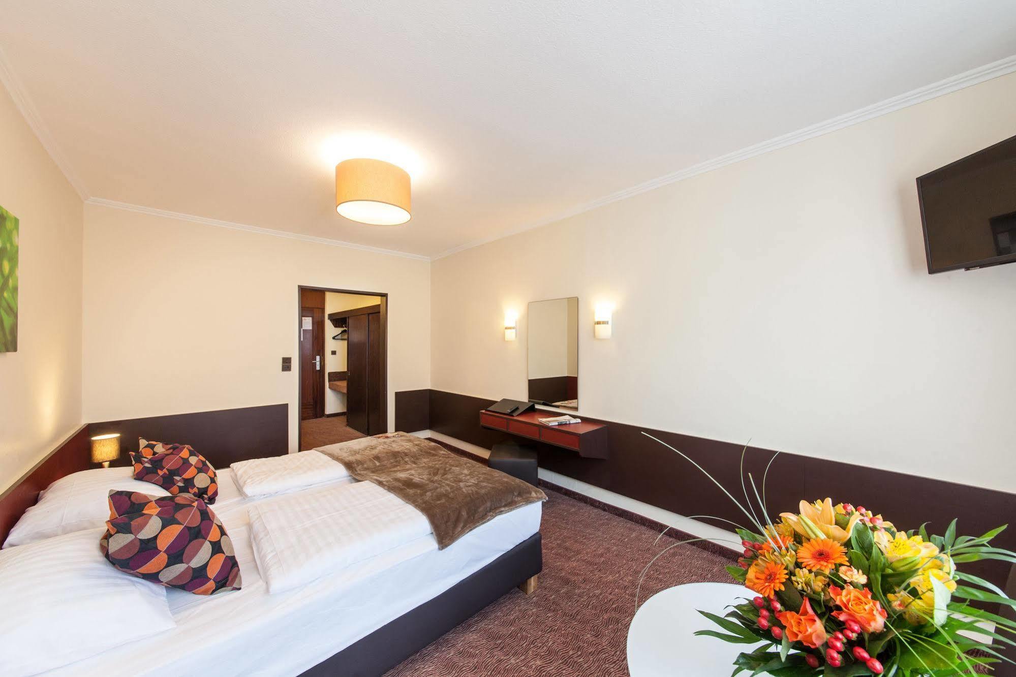 Hotel Signature Hansahof 3*